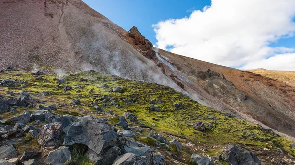 冰岛 Landmannalaugar 斜坡上的热 sptings — 图库照片
