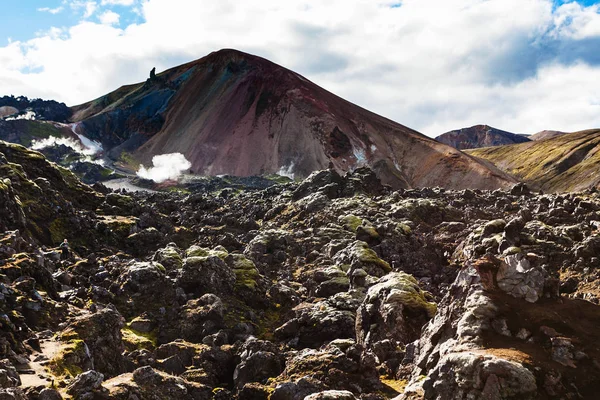 Mount Brennisteinsalda från Laugahraun fält — Stockfoto