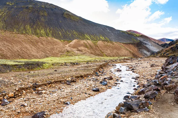 Русло реки в каньоне Гренагил в Исландии — стоковое фото