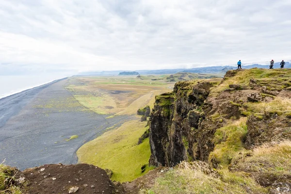 Solheimafjara siyah plaj Dyrholaey uçurum
