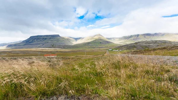 Isländische Landschaft in Island im September — Stockfoto
