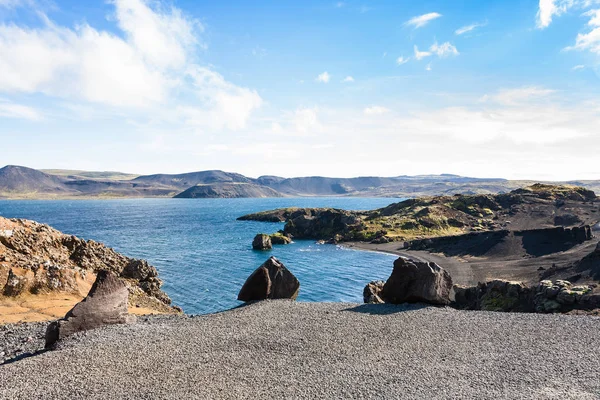 Λίμνη Kleifarvatn στη Χερσόνησο Reykjanes στην Ισλανδία — Φωτογραφία Αρχείου