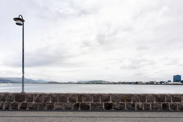 Saebraut Road'da Reykjavik CIT waterfront — Stok fotoğraf