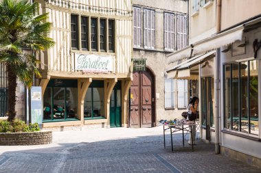 Genel Saussier Rue Troyes içinde ahşap evler