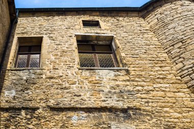 Chateau de Sedan içinde binanın duvarına