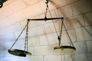 Chateau de Chenonceau mutfakta ölçeğinde denge