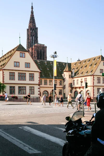 Praça Place du Corbeau em Estrasburgo cidade — Fotografia de Stock