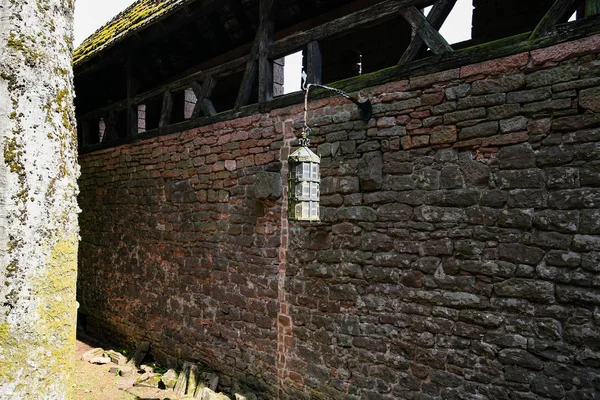 シャトー・デュ・オー・コエンジスブールの要塞の壁 — ストック写真
