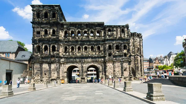 Ókori római emlékmű Trier Porta Nigra — Stock Fotó