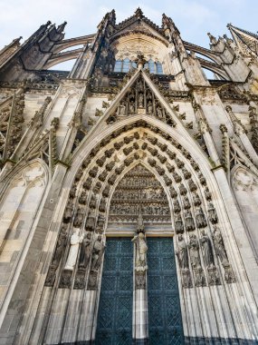 Kuzey girişi Köln Katedrali