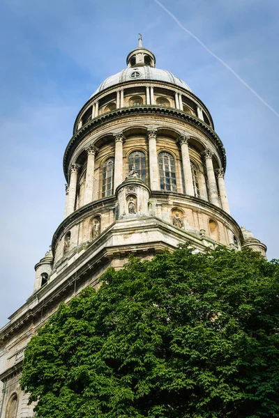 Wieża bazyliki Notre-Dame de Boulogne — Zdjęcie stockowe