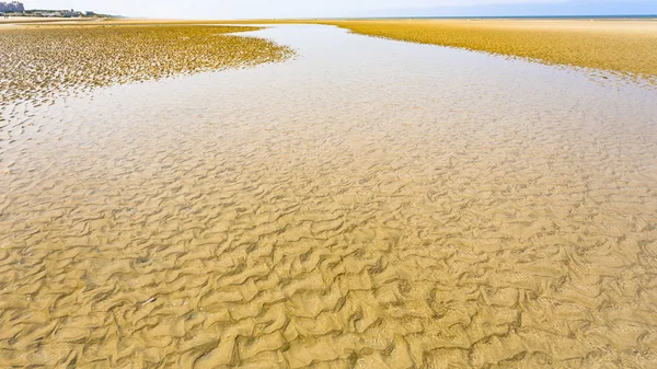 Yellow sand beach of Le Touquet in low tide — Stock Photo, Image