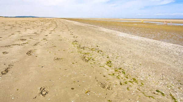 Sand beach of Le Touquet after ebb tide — Stock Photo, Image