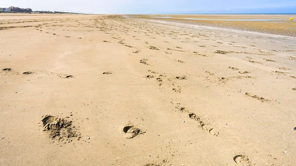 Footprints in the sand beach of Le Touquet — Stock Photo, Image