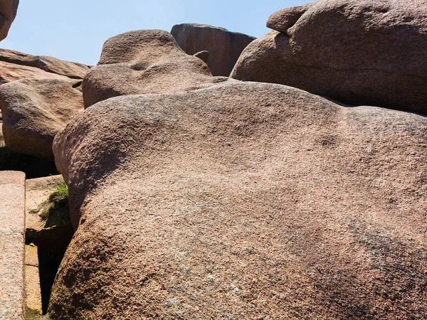 Granito bouldes close-up em Ploumanach site — Fotografia de Stock