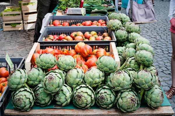 Świeże warzywa na targu ulicznego — Zdjęcie stockowe