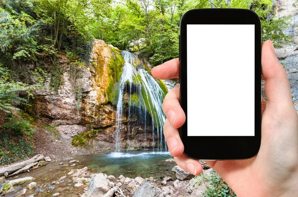 Toeristische foto's Djur-djur waterval op de Krim — Stockfoto