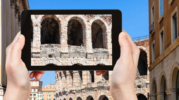 Muralla de fotos turísticas de Arena di Verona — Foto de Stock