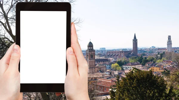 Tourist photographs Verona city skyline in spring — Stock Photo, Image