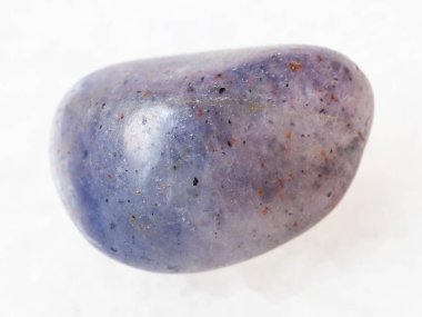 Beyaz eskitme plaka taş