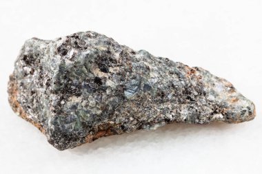 kaba biotite nefelin siyenit taş üzerine beyaz