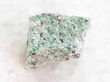 ham Trachyte taş üzerine beyaz mermer