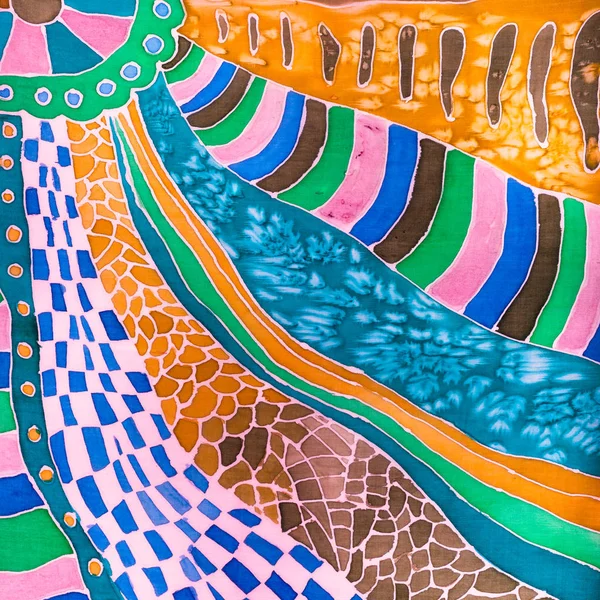 Decorazione di sciarpa di seta disegnata in tecnica batik — Foto Stock