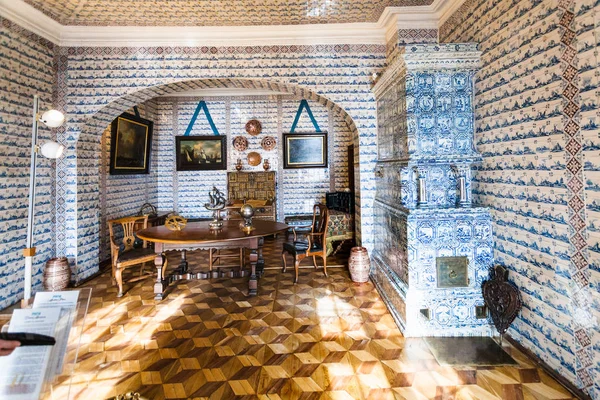 サンクト ・ ペテルブルクのメンシコフ宮殿の部屋インテリア — ストック写真