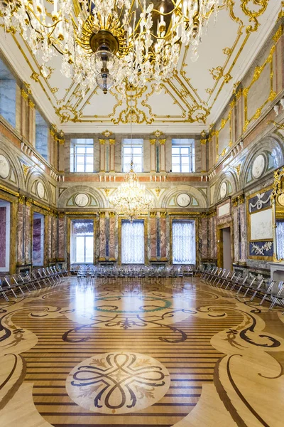 サンクトペテルブルクの大理石宮殿のホール — ストック写真