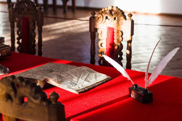 Sala no Museu das Câmaras Episcopais em Suzdal Kremlin — Fotografia de Stock