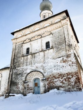 Kışın Suzdal tapınakta Tikhvinsky bina