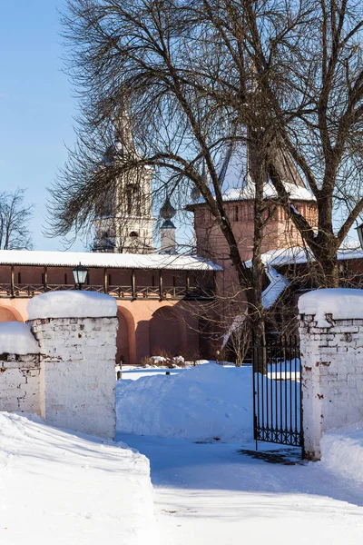 Patio del monasterio de San Eutimio i Suzdal —  Fotos de Stock