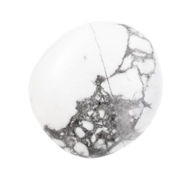 Beyazda izole edilmiş beyaz Howlite mücevheri