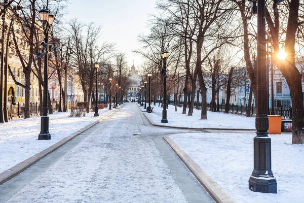 Nascer Sol Sobre Petrovsky Boulevard Coberto Neve Cidade Moscou Manhã — Fotografia de Stock