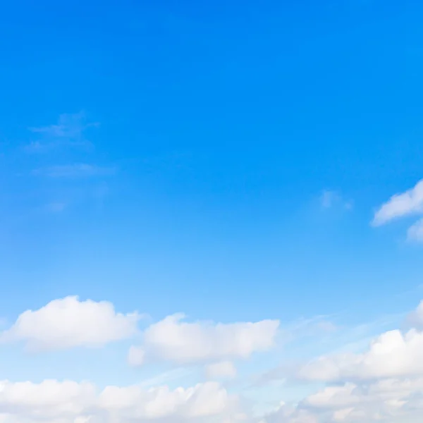 Low Little Clouds Blue Sky Sunny Winter Day — Stock Photo, Image