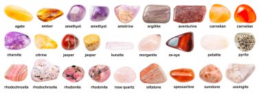Beyaz üzerinde bulunan çeşitli değerli taş koleksiyonları (kunzite, siltstone, aleurite, morganite, carnelian, petalite, quartz, aventurine, chalcedony, rhodonite, pyrite, Amber, ametrine, vs.)
