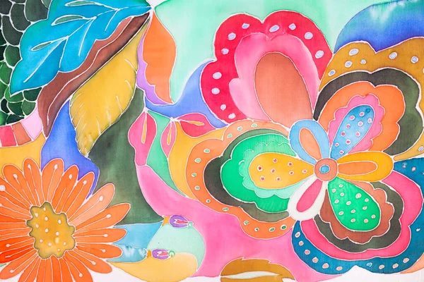 寒い輪郭の花飾り絹のキャンバス上のバティック技術 — ストック写真