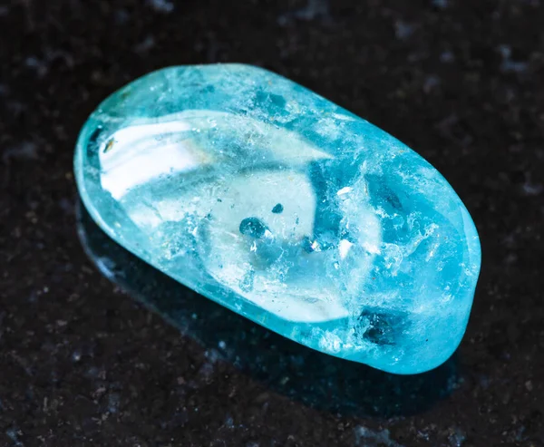 Closeup Sample Natural Mineral Geological Collection Tumbled Aquamarine Blue Beryl — Stock Photo, Image