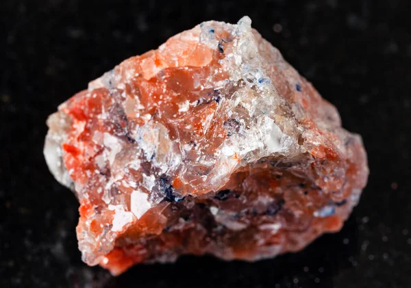 Nahaufnahme Eines Natürlichen Minerals Aus Der Geologischen Sammlung Unpoliertes Rotes — Stockfoto