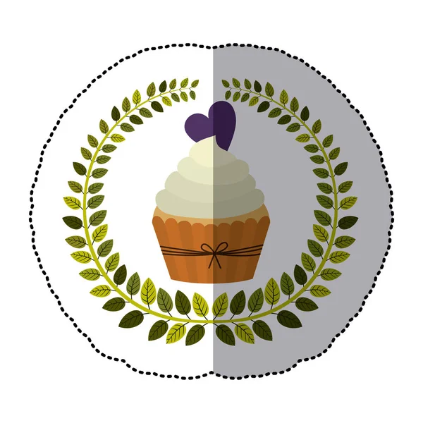Mitte Schatten Aufkleber bunt mit Olivenkrone mit Cupcake mit Sahne und lila Herz — Stockvektor