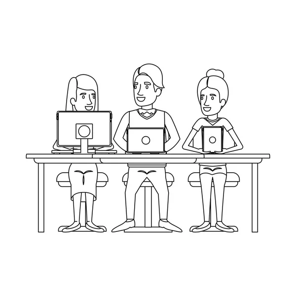 团队精神与科技设备坐在书桌前的单色剪影 — 图库矢量图片