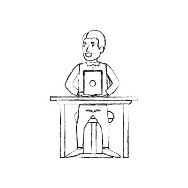 saç ve tablet masasında, sandalyede oturan adam resmi takım elbise ve yan bulanık silüeti ayrıldı