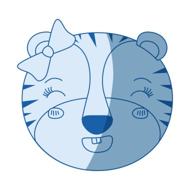 dişi kaplan hayvan çok güzel ifade mutluluk yüzü siluet gölge mavi rengi