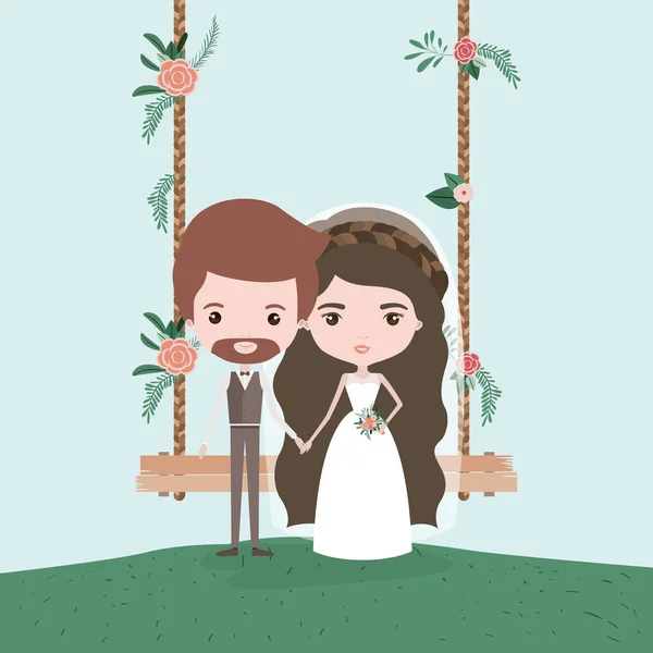 Cielo paisaje escena fondo en hierba con pareja de recién casados en columpio decorativo en postes de madera con adornos florales — Archivo Imágenes Vectoriales