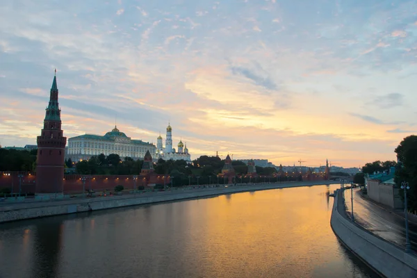 日の出モスクワ クレムリン — ストック写真