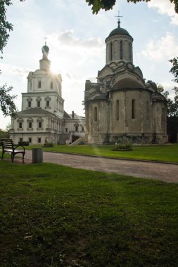 Kilise ve eski manastır tapınakta