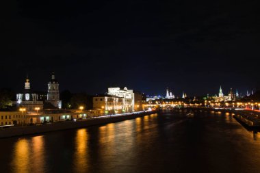 Moskova Kremlin kuleleri görünümünü