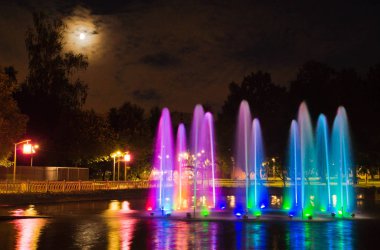 Çeşme aydınlatmalı Park