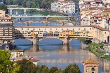 Ponte vecchio ve köprüler Firenze - İtalya