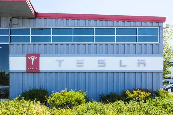 Tesla Motor Fabrikası Fremont, California 'da
